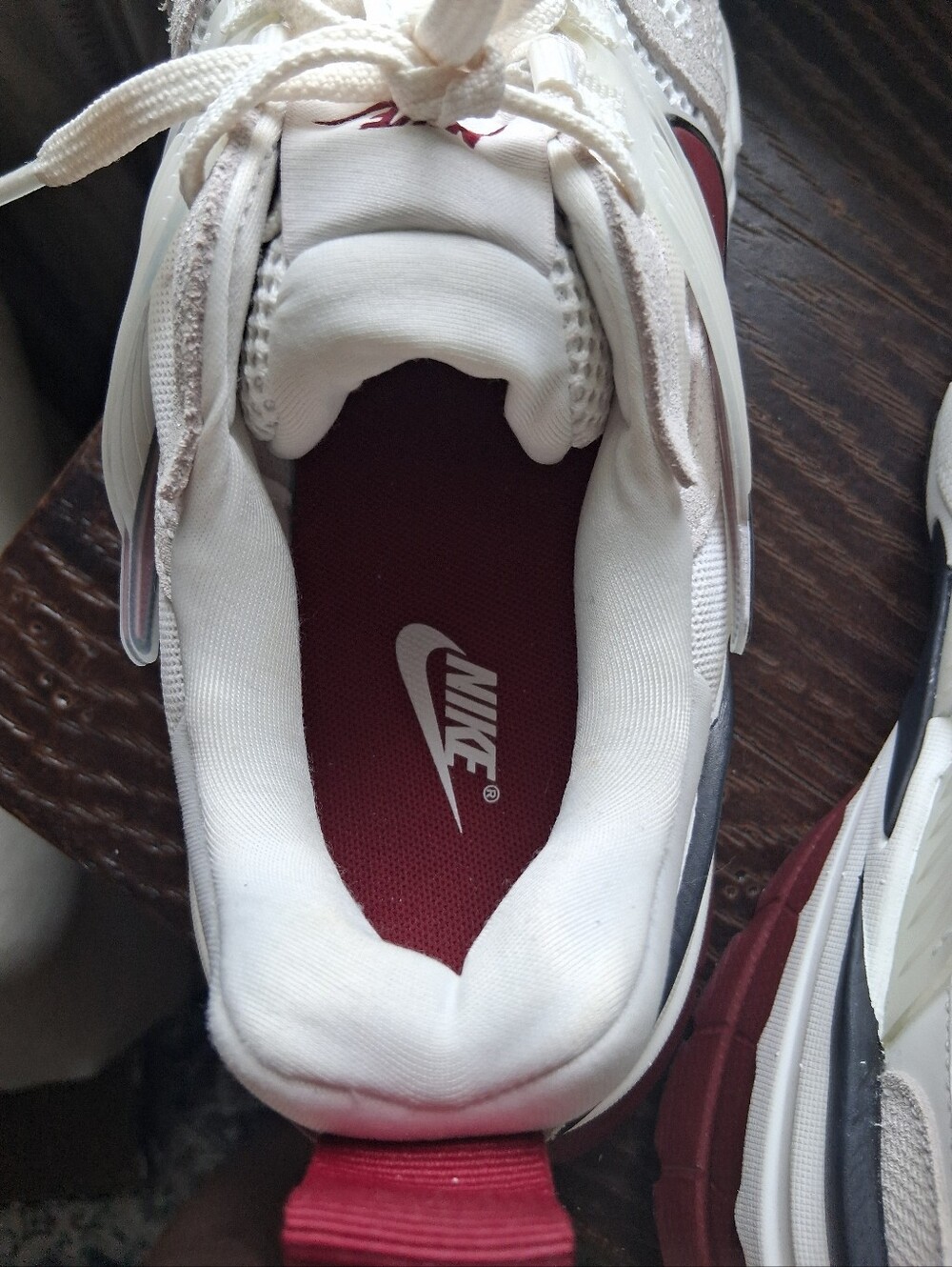 New Nike Y2K Run SE Women's Shoes White/ Black/ Team Red Sneakers - Size 9.5 - Picture 9 of 12